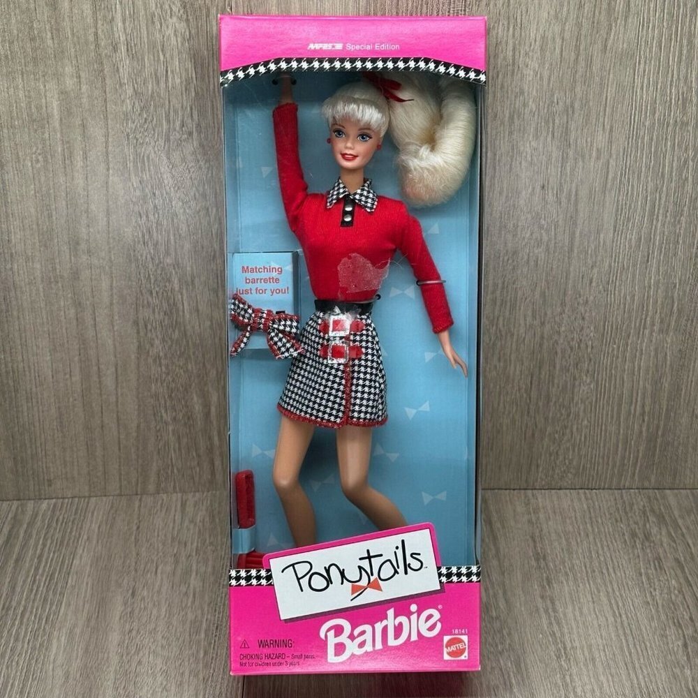 1997 Barbie Ponytails Fashion Doll AAFES Special Edition #18141 - Mattel - Picture 1 of 8